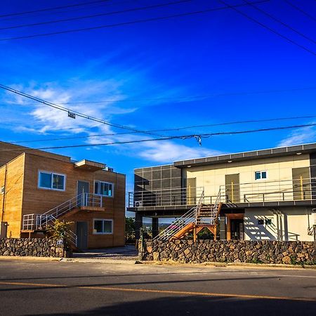 Gloryhill Pension Seogwipo Bagian luar foto